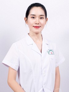 成都友誼醫院的李萍怎么樣？雙